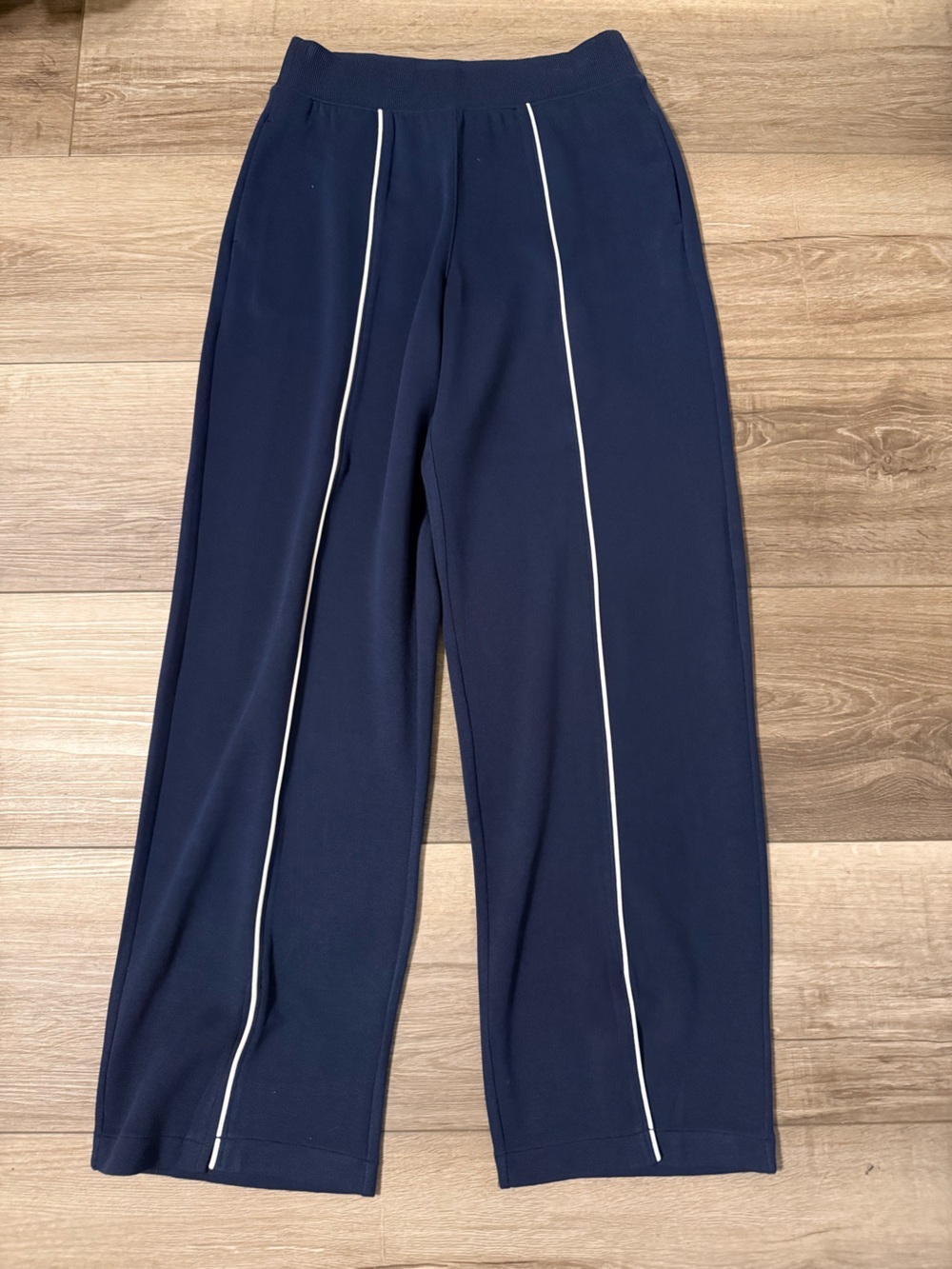 SPANX AirEssentials Pique Navy with White Piping